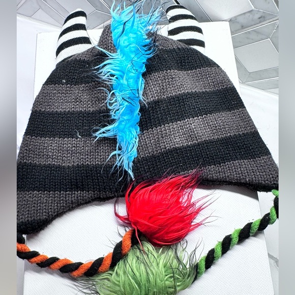 Kids Monster Beanie - Picture 3 of 5
